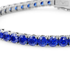 Rundes (4 mm) Tennisarmband mit königsblauem Laborsaphir aus 18-karätigem Weißgold-Vermeil