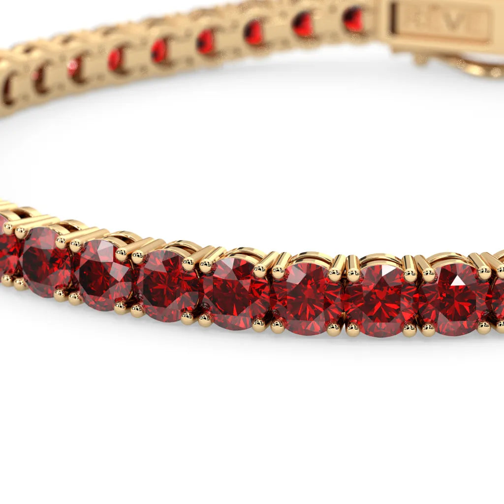 Bracelet de tennis en vermeil d'or jaune 18 carats serti d'un rubis rond de laboratoire couleur sang de pigeon de 14,7 ct.