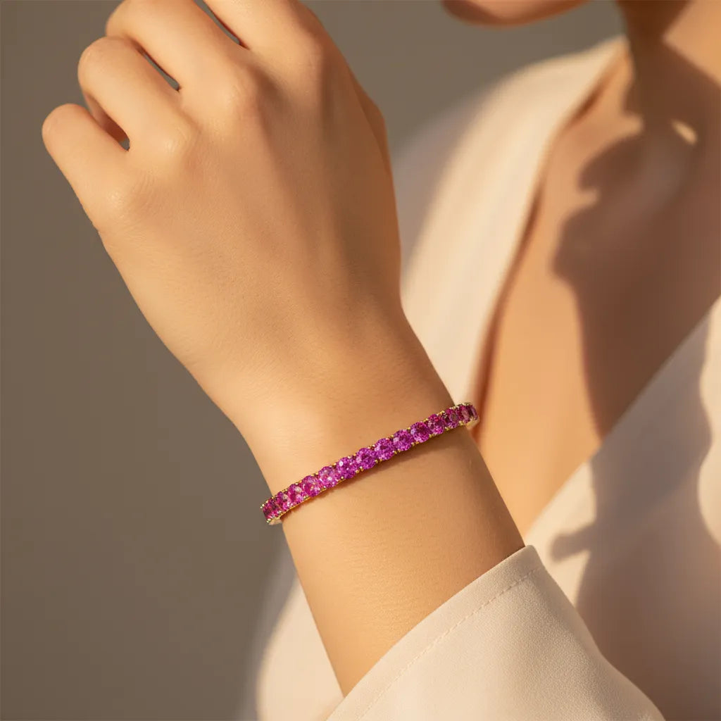 Bracelet de tennis en vermeil d'or jaune 18 carats avec saphir rose de laboratoire rond de 11,6 ct