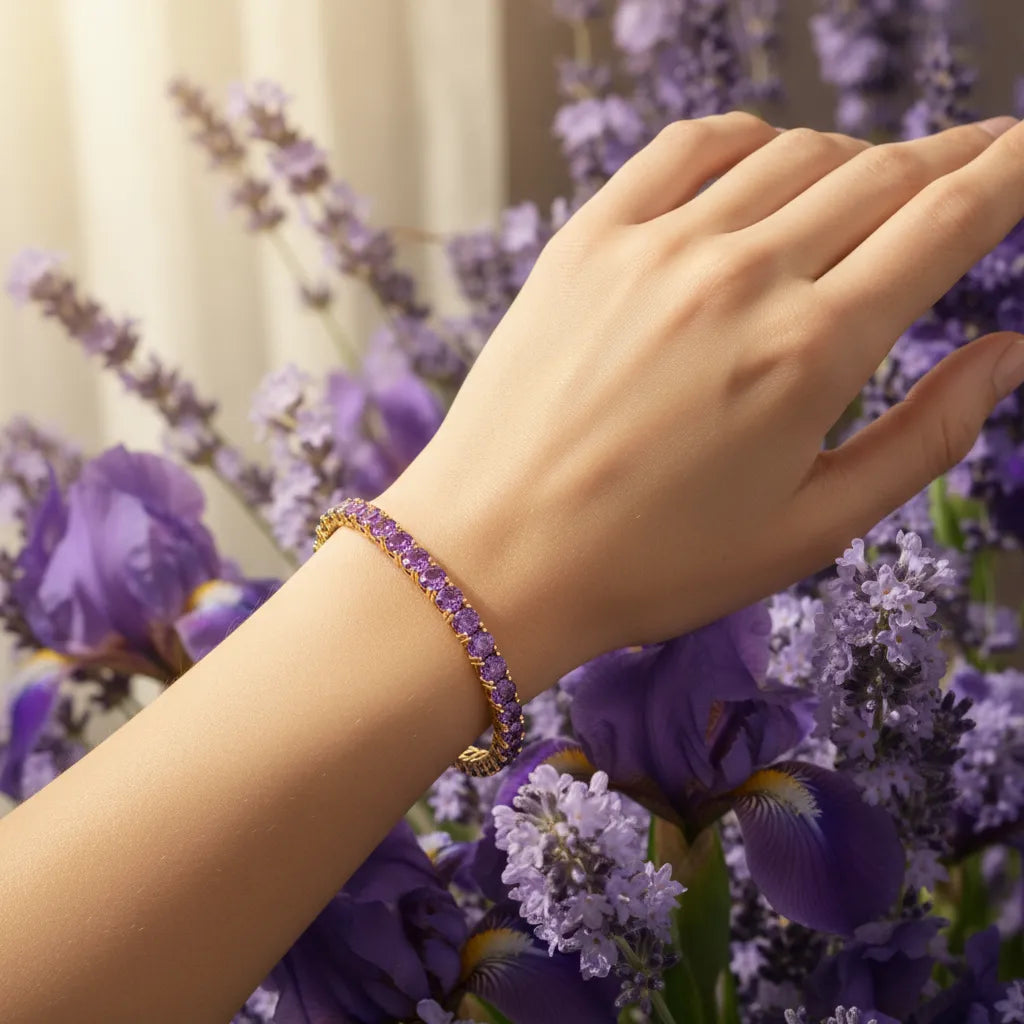 Bracelet de tennis en vermeil d'or jaune 18 carats avec saphir violet de laboratoire rond de 11,6 ct