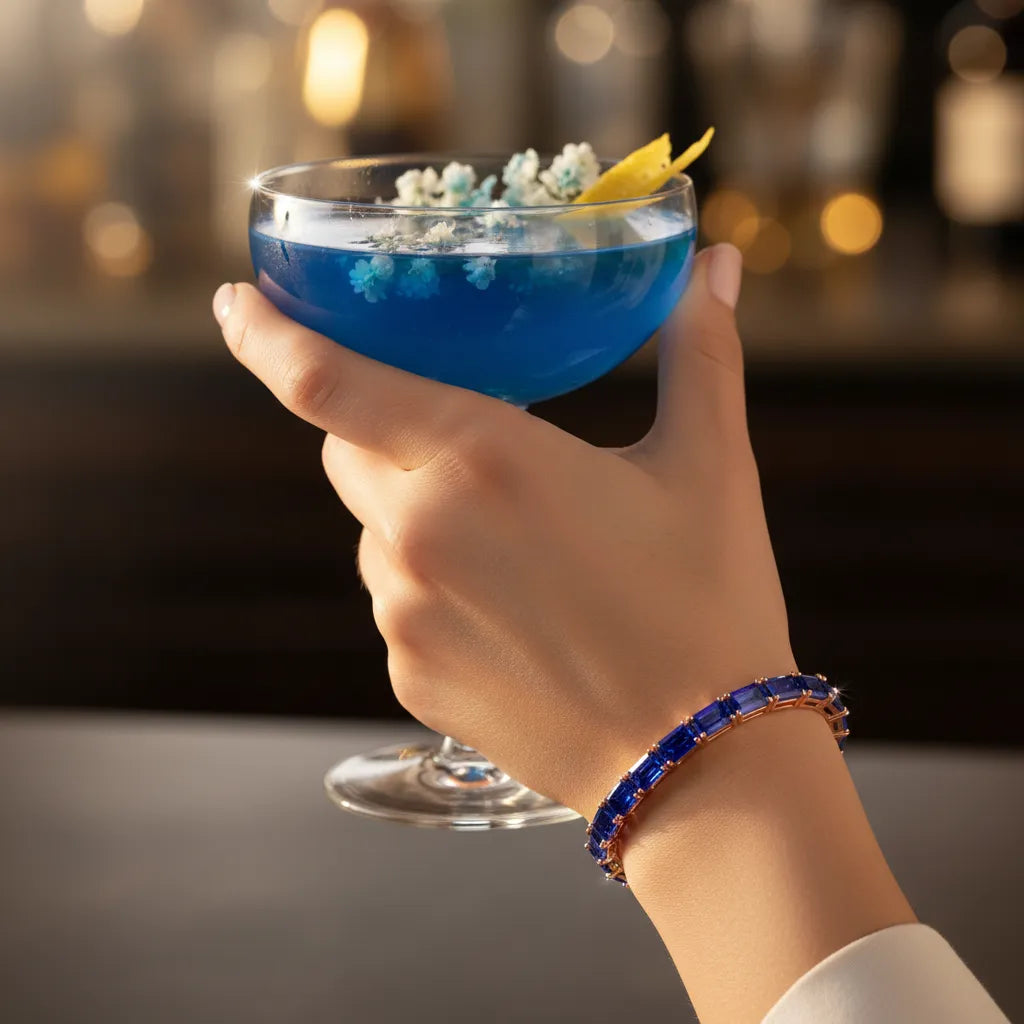 Tennisarmband mit smaragdgeschliffenem (6x4mm) königsblauem Laborsaphir in 18K Roségold-Vermeil