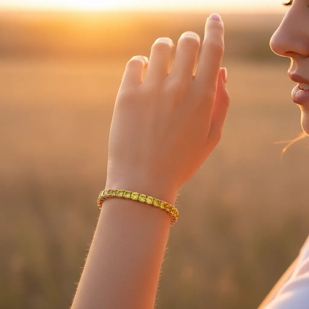 Rundes (4 mm) gelbes Laborsaphir-Tennisarmband aus 18-karätigem Roségold-Vermeil