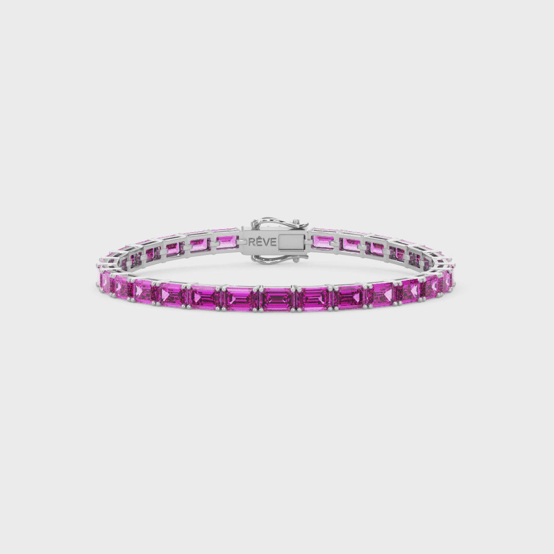Bracelet de tennis en vermeil d'or blanc 18 carats et saphir rose de laboratoire taille émeraude